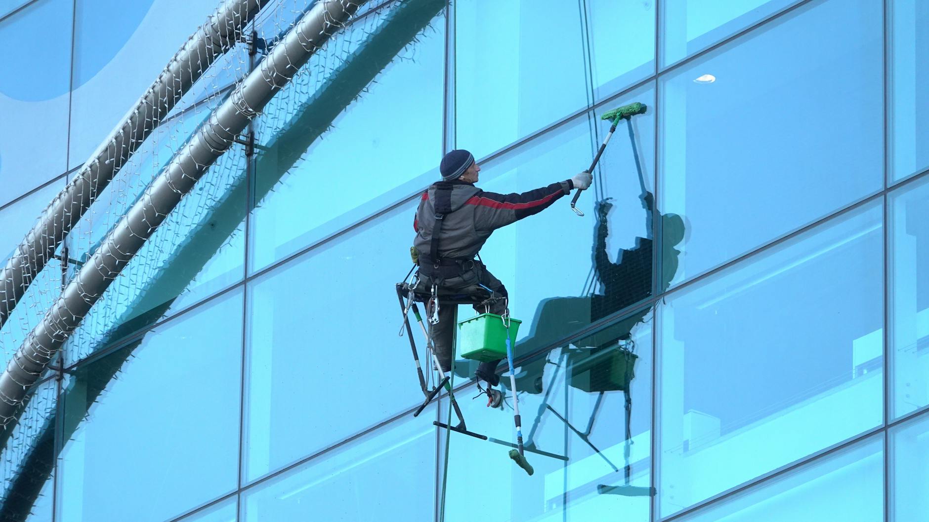Window & Glass Cleaning hero image